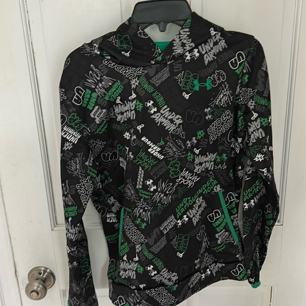 Under Armor graffit sweatshirt black green and gray